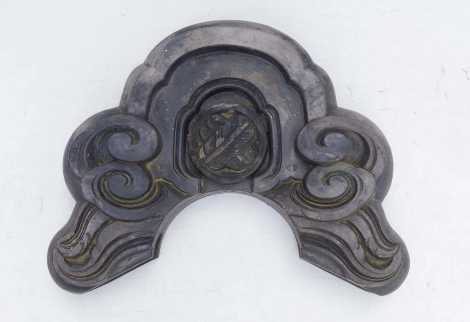 Telha de telhado antiga ONIGAWARA com brasão da família samurai antiga do Japão - Imagem 2 de 4