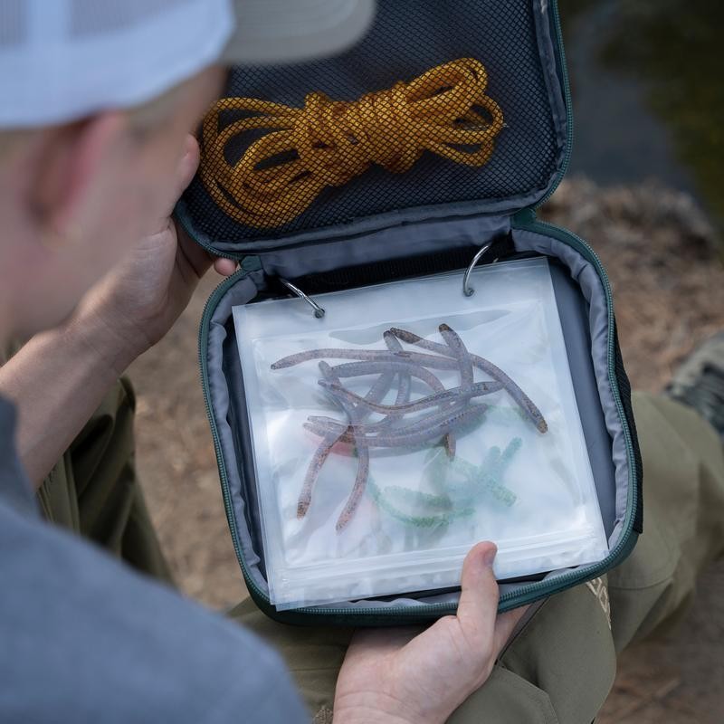 Fishing Bait Binder Organizer W/ 10 Resealable Bags Ideal Tackle Storage New