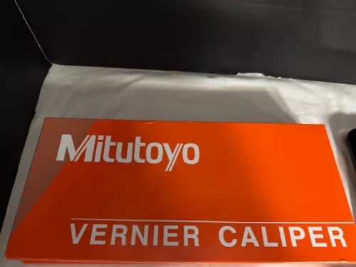 Mitutoyo Vernier Caliper, 530-116, 0-8" - New (W)