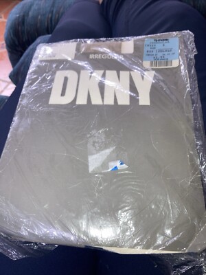 DKNY Women's Seamelss Silky Opaque Pantyhose Control Top Size Medium Stone Color
