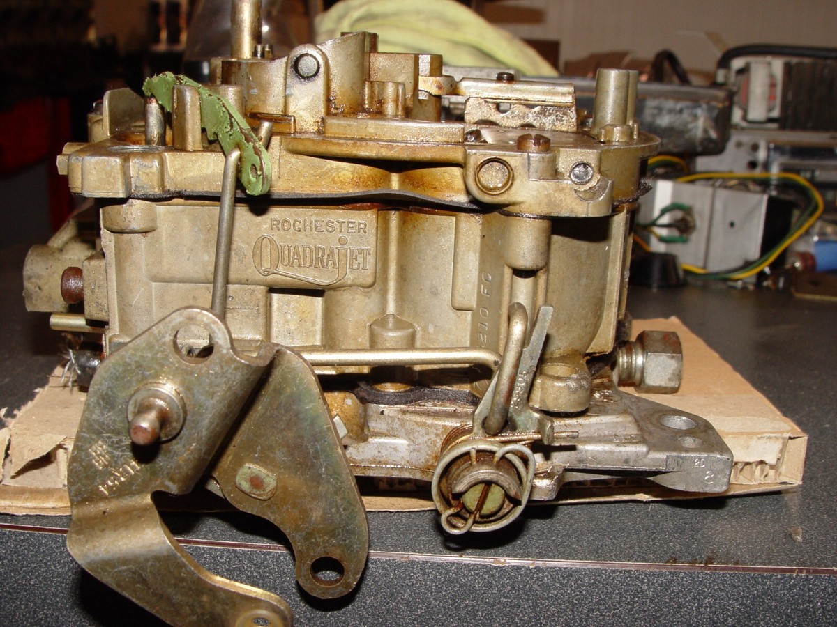74 CORVETTE ROCHESTER Q-JET CARB GM 7044210 350/250HP L82