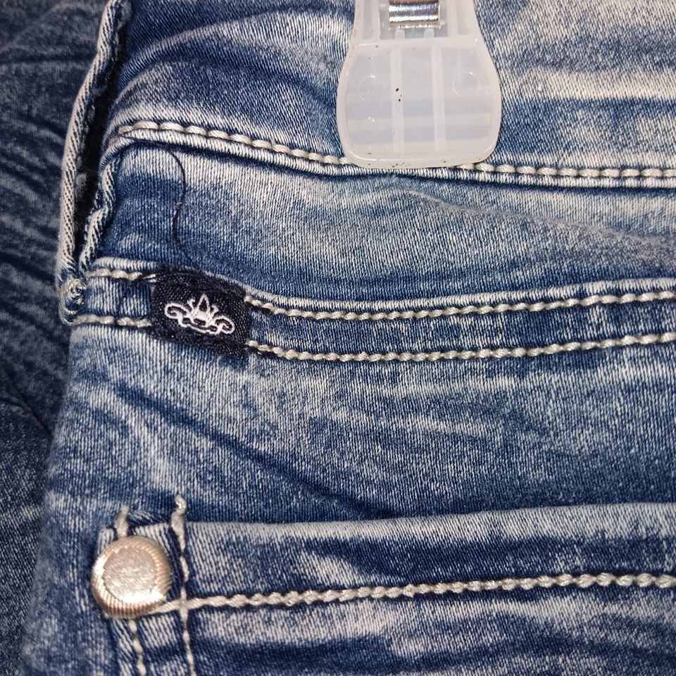 Pantalones de mezclilla para niñas casi famosas corte bota lavado ácido talla 5 Foto 3 de 4