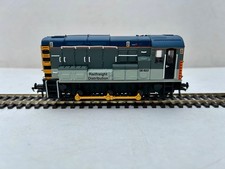 Bachmann 32-104 Railfreight Distribution Class 08 shunter DCC fitted OO gauge