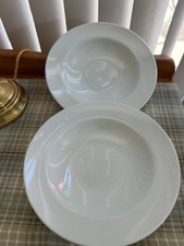 2 Rimmed Williams Sonoma BRASSERIE WHITE PASTA SOUP BOWLS   9" EXCELLENT