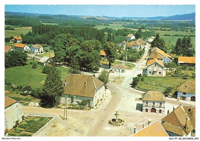 39_ANDELOT EN MONTAGNE, la fontaine érigée en 1892 sous le patronage de