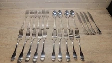 Retroneu 18-8 Stainless Steel Flatware/Silverware Set of 25,