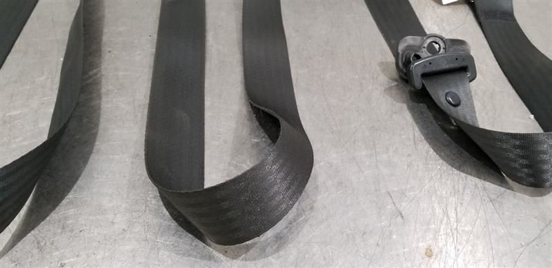 09 MASERATI GRANTURISMO COUPE SEAT BELT RETRACTOR FRONT LEFT DRIVER BLACK