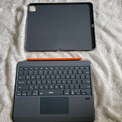 WIWU Wireless Keyboard Case with Trackpad for iPad Pro 12 9/iPad Air 13 Black