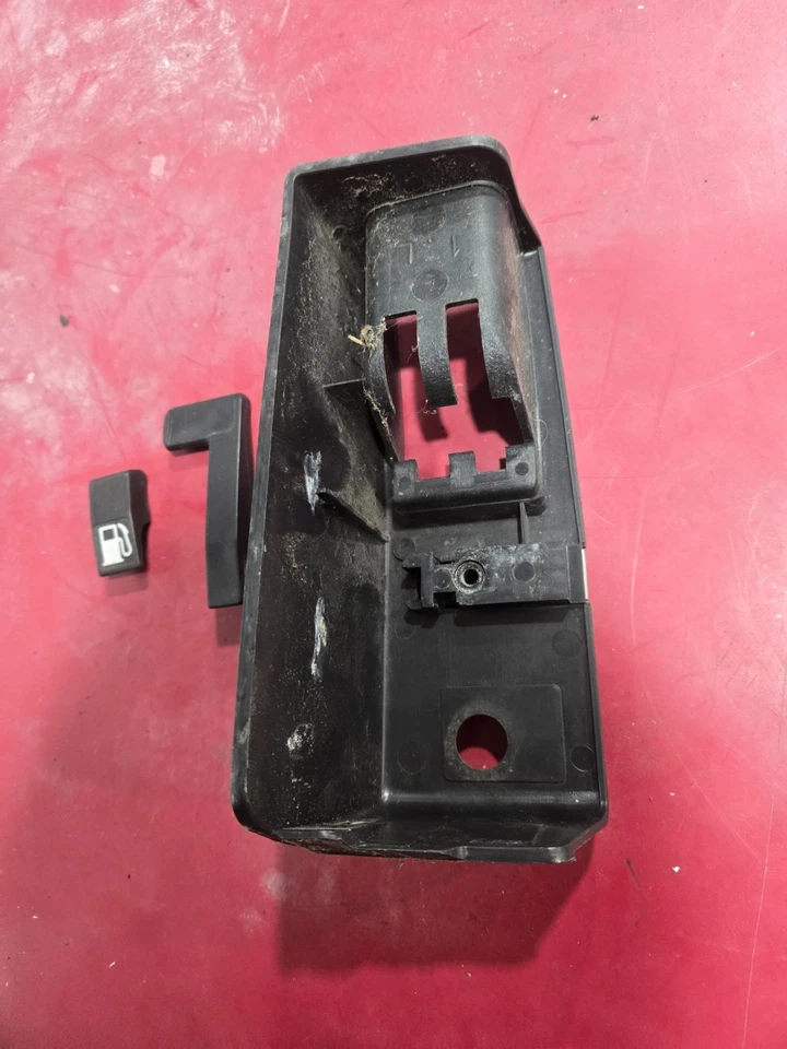 Juego de 3 molduras de palanca de liberación de gasolina para maletero Honda Civic Del Sol 93-97 negras Foto 4 de 4