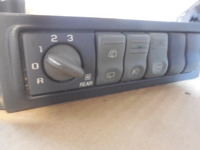 1997 -99 Olds Silhouette Rear Wiper Fog TCS Fan Control Unit 10243752 Oldsmobile - Image 2 of 4