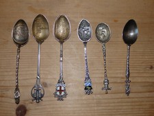 6 Sammell&ouml;ffel mit Motivpr&auml;gung in Silber, mit Motivpr&auml;gung / Gravur