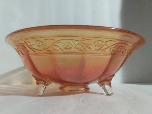 ANTIQUE IMPERIAL GLASS FLORAL & OPTICAL PATTERN MARIGOLD CARNIVAL 9"d GLASS BOWL