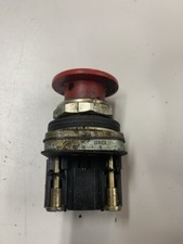 ALLEN BRADLEY  800T-D6 RED PUSH BUTTON PILOT LIGHT   W195