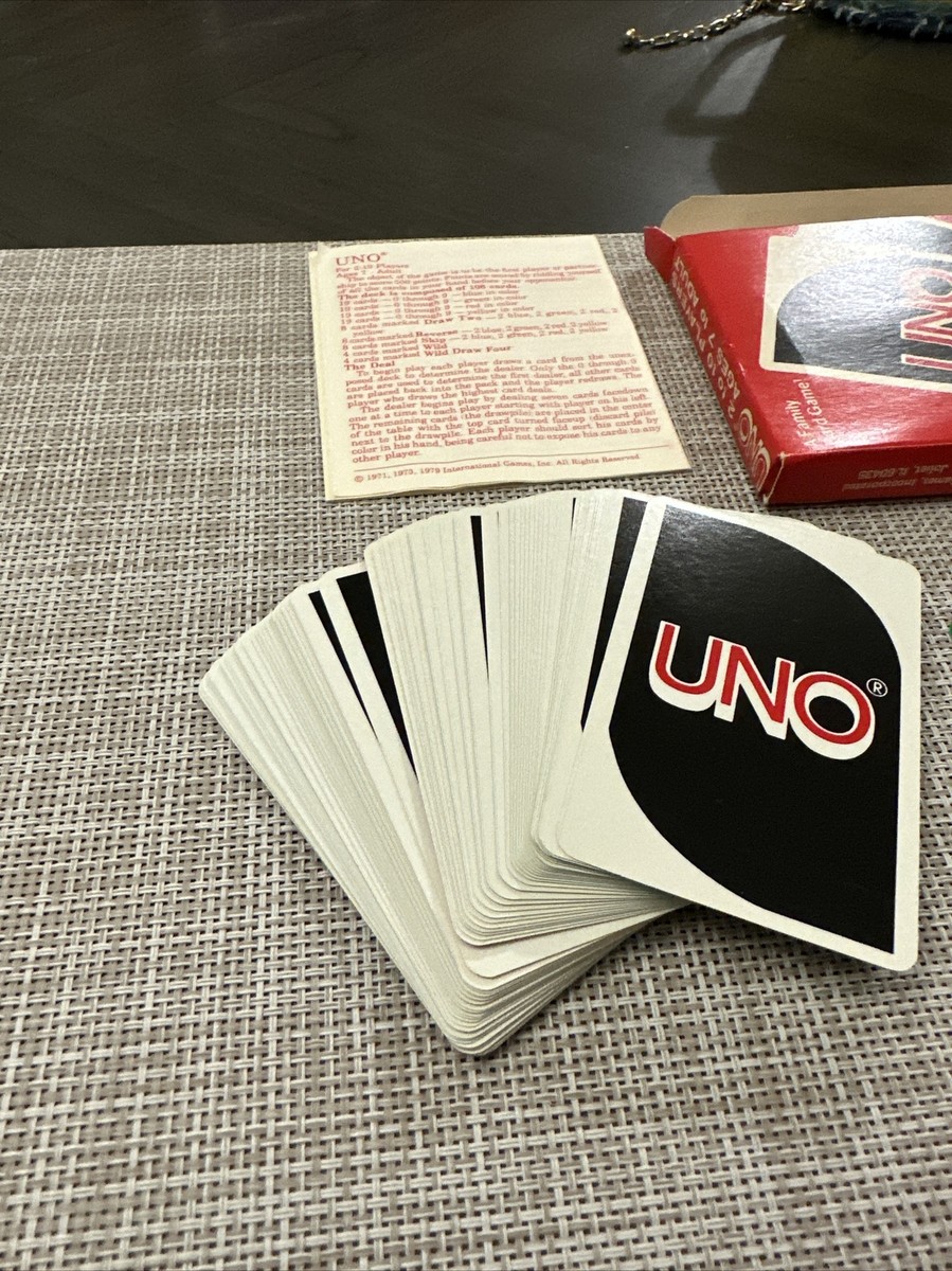 UNO 1979 Card Game W/Instructions Good Condition Cards IGI Box
