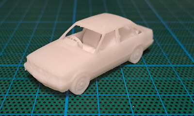 Ford Escort Mk3 Schrägheck Spur 00 von CMAC Modelleisenbahn