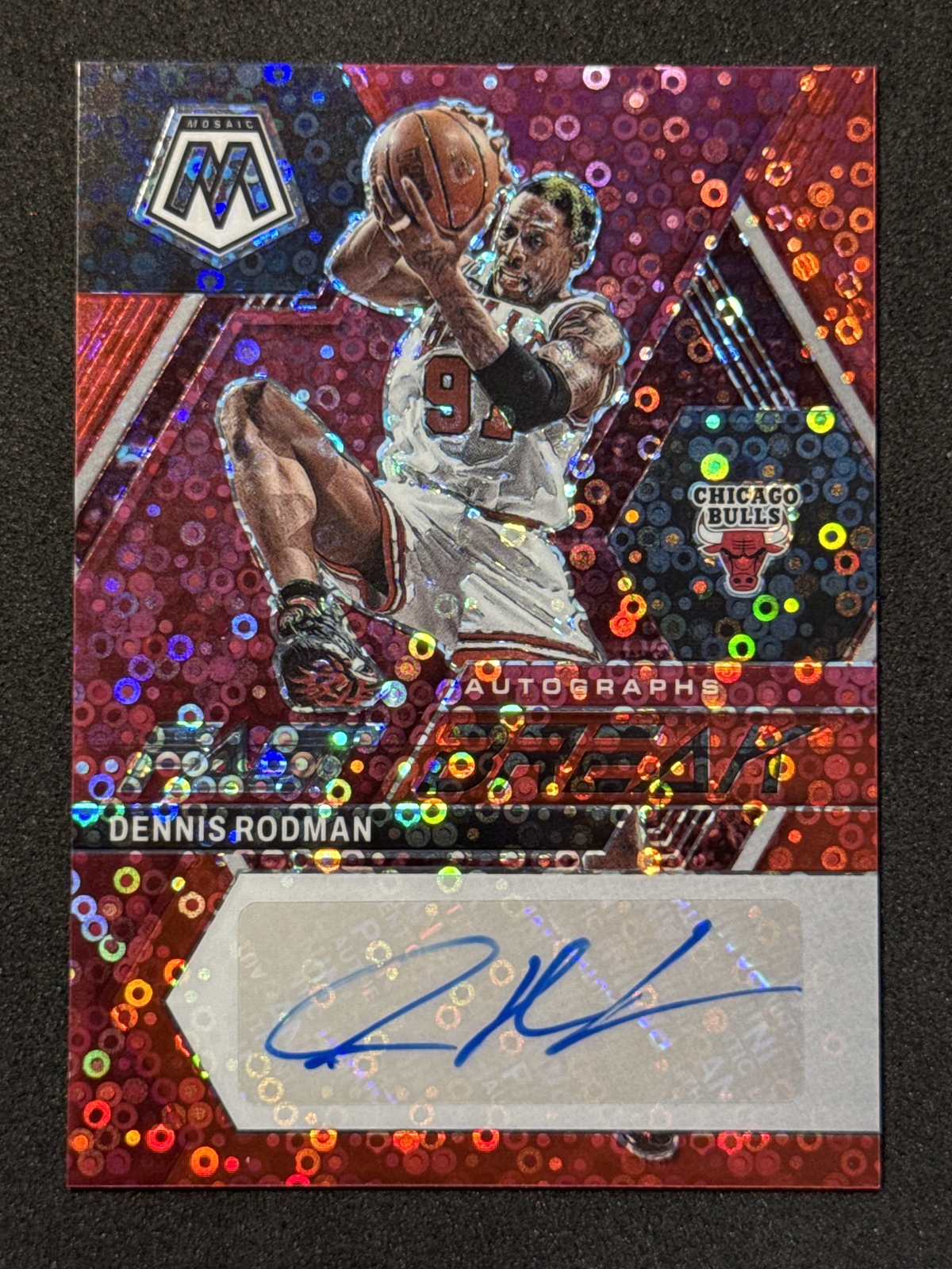 2022-23 Panini Mosaic Red Fast Break Auto 39/49 Dennis Rodman Color Match