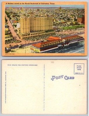 Beach Boulevard Galveston Texas Crowd Postcard