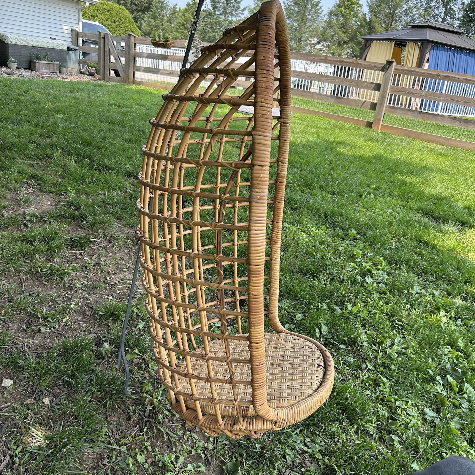 Picture 4 of 15