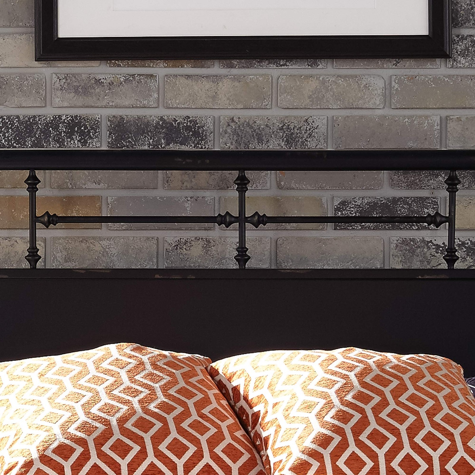 Liberty Furniture Vintage King Metal Bed - Black