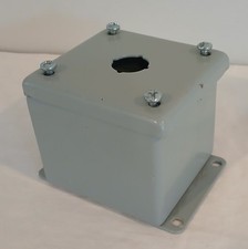 nVent Pushbutton Enclosure E1PBG NEMA 12 Gray. Used. Free Shipping