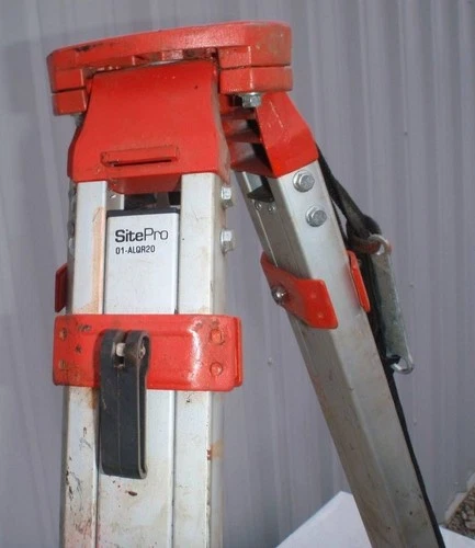 SitePro 01-ALQR20 Aluminum Heavy Duty Tripod image 3
