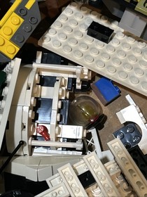 LEGO Lot SpongeBob&ndash; 3825, 3826 Winter Toy Shop 10199 And More