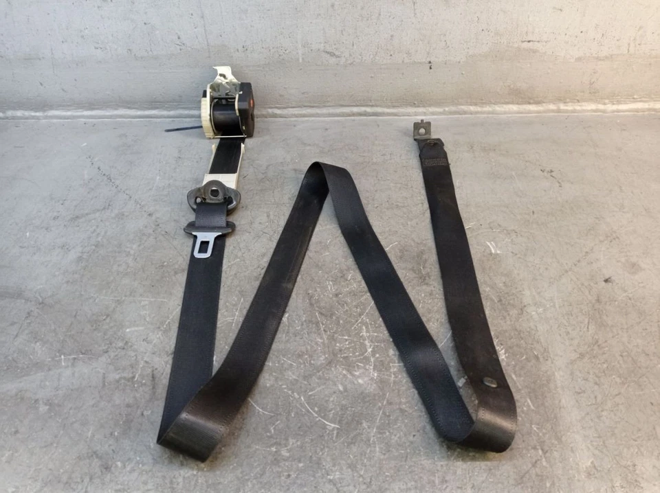 Cinturón seguridad delantero izquierdo opel astra g caravan (t98) 2.0 16v 90560635 Foto 2 de 4