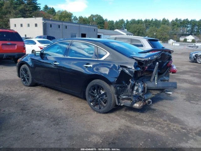 Used Rear Right Door Assembly Rear Side fits: 2017 Nissan Altima electric Sdn Re Foto 3 de 4