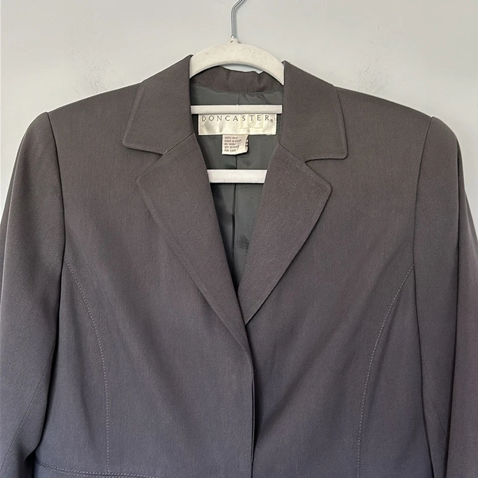 Blazer Doncaster de un solo pecho 100 % seda para mujer talla 8 bolsillos pequeños carrera Foto 2 de 4