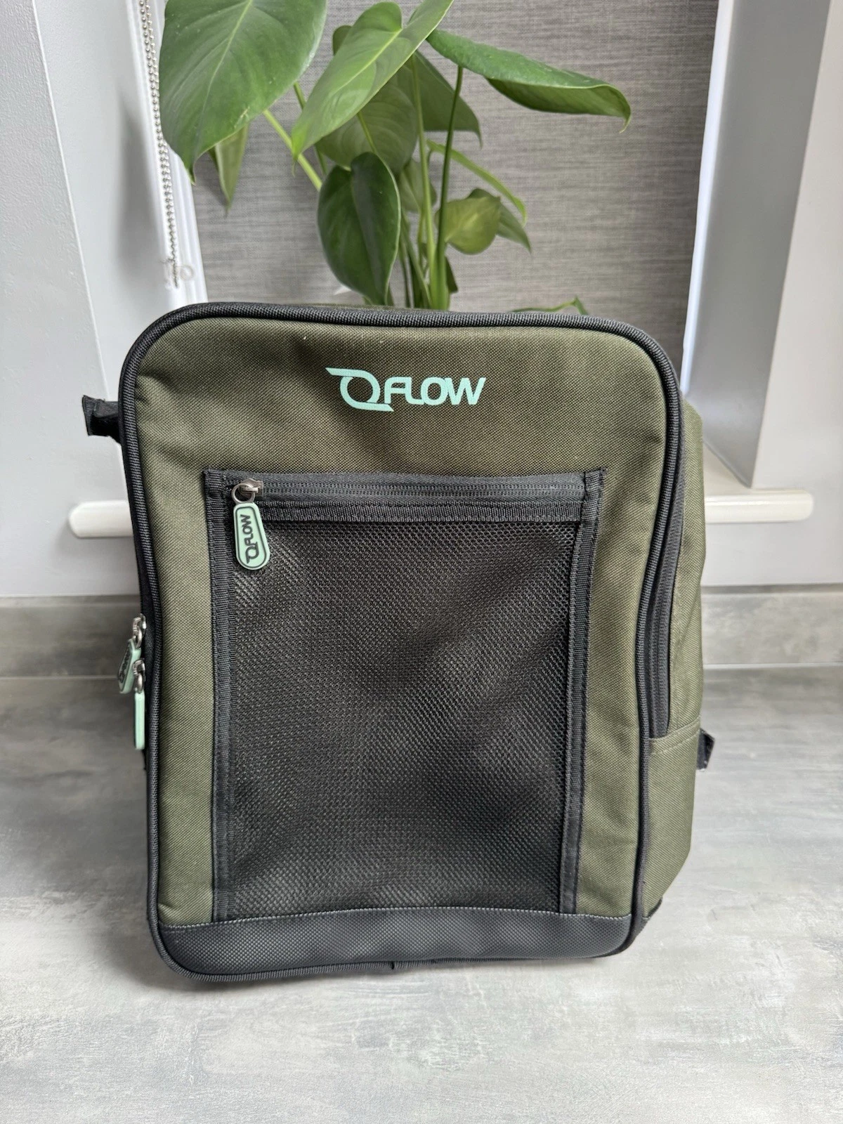 Wychwood Flow Pack-Lite Stool Khaki Fishing Tackle Camping 22L BAG ONLY 5