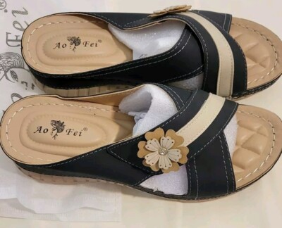 Amazon Women's Sandals Size 7