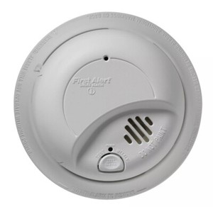 First Alert 9120b6cp 120 Volt Wire In With Battery Backup Smoke Alarm 6 Pack Ebay