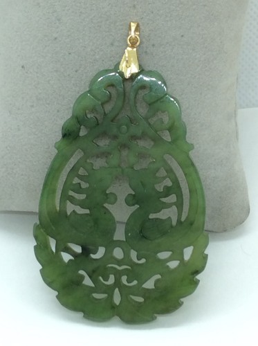 Antique carved jade pendant 14k gold carved dragons with filigree carvings