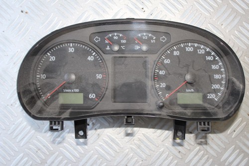 Instrumente Kombiinstrument 6Q0920825F VW Polo 1.4 TDI 9 N