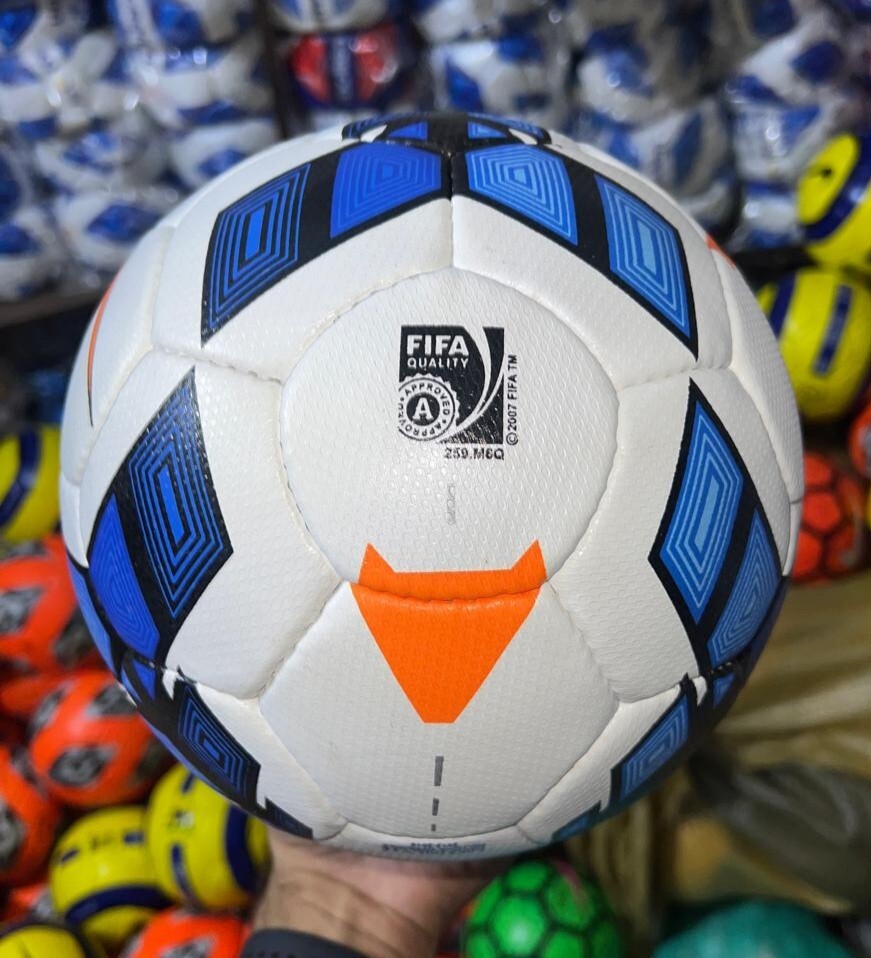Nike Incyte Italian Serie A Season 201314 Official Match Soccer Ball Size5 eBay