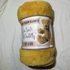 Teddy Throw Fleece Blanket Soft And Cuddly 50  x 60 Inches NEW 