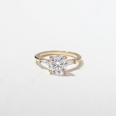 IGI, E/VS2, 1.75 CT Round Lab Grown Diamond 14K Gold Elegant Engagement Ring