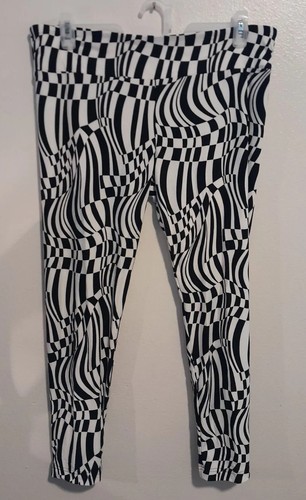 HIGH-RISE size XL 15-17 NO BOUNDARIES CHECK BLACK & WHITE ANKLE LENGTH LEGGINGS - 第 4/4 張圖片