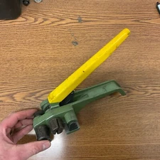 Poly Strapping Buckle Tool for Pallet Banding Tensioner Equipment Machine