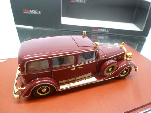 TSM 124312 CADILLAC DELUXE TUDOR "LAST EMPEROR OF CHINA" -RED 1:43- GOOD IN BOX - Imagen 10 de 11