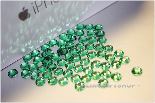 Pack of 50,000 Size 4mm RESIN FLAT BACK RHINESTONES DIAMANTE GLUEFIX CRAFT GEMS - Picture 10 of 64