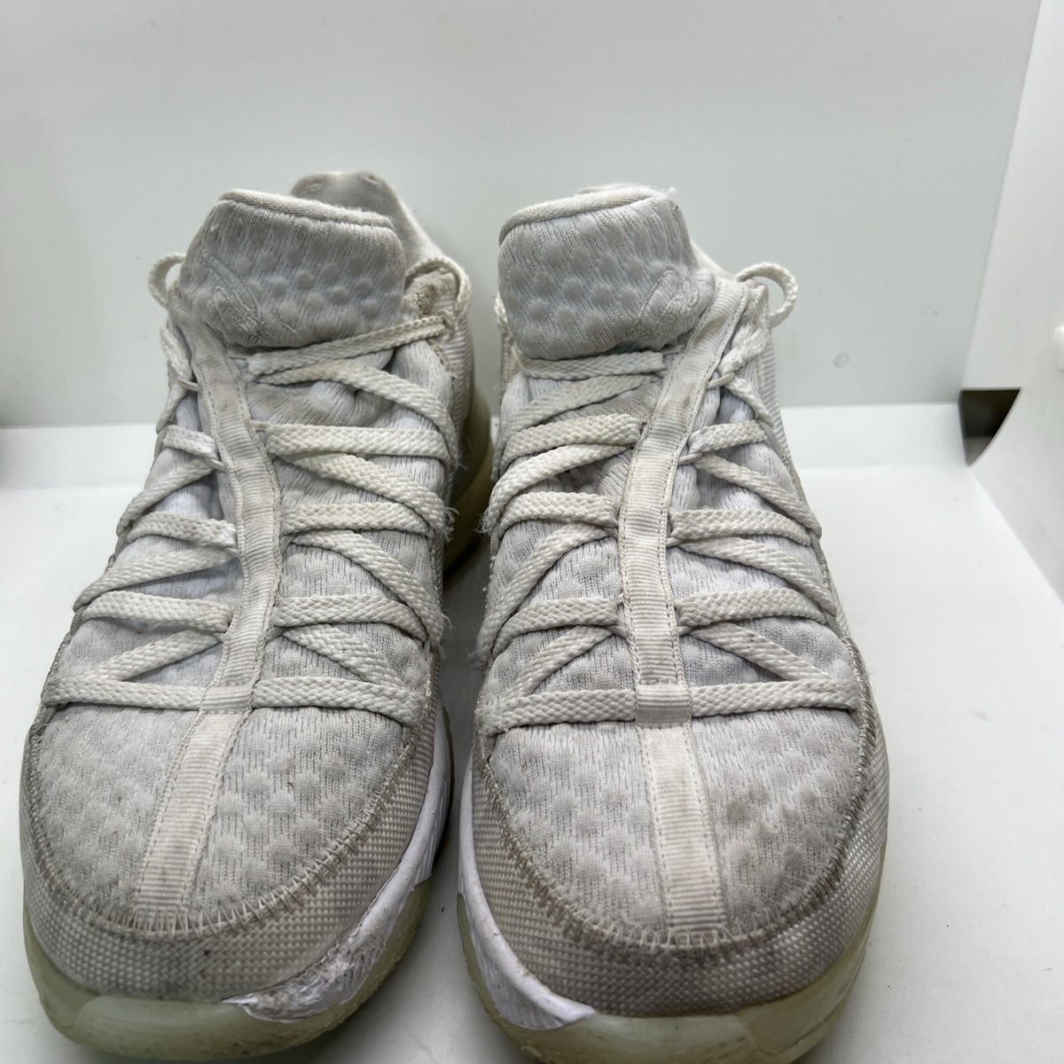 シューズ(男性用) Nike CD5007-102 Lebron XVII LOW 国内7月1日発売予定】ナイキ レブロン 17 ロー 全2色