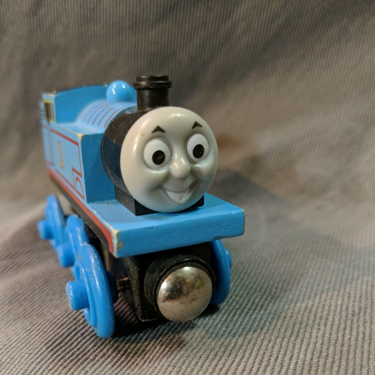 Thomas & Friends TS-16 DASH – Train Tomica PlaRail – Import Japon – Dès 3 Ans, Piles Incluses ?