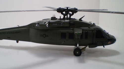 Yuxiang Yxznrc F09 BlackHawk 200 mm Klinge Maßstab Hubschrauber - Bild 6 von 7
