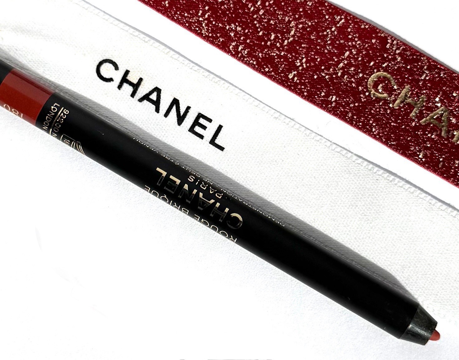 Eyeliner CHANEL Le Crayon Levres Longwear Lip Pencil 180 Blush Brique