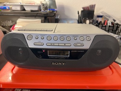 Sony CDF S05 CD Radio Cassette Boombox Tested W/Video Portable Stereo Player