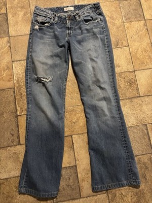 BKE Buckle Size 30 Harlow Destroyed/Distressed Jeans 33'' Waist 8.5'' Rise 32'' Ins