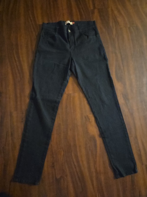 2011 Eunina Super Skinny Jeans Black Juniors Size XL Cotton