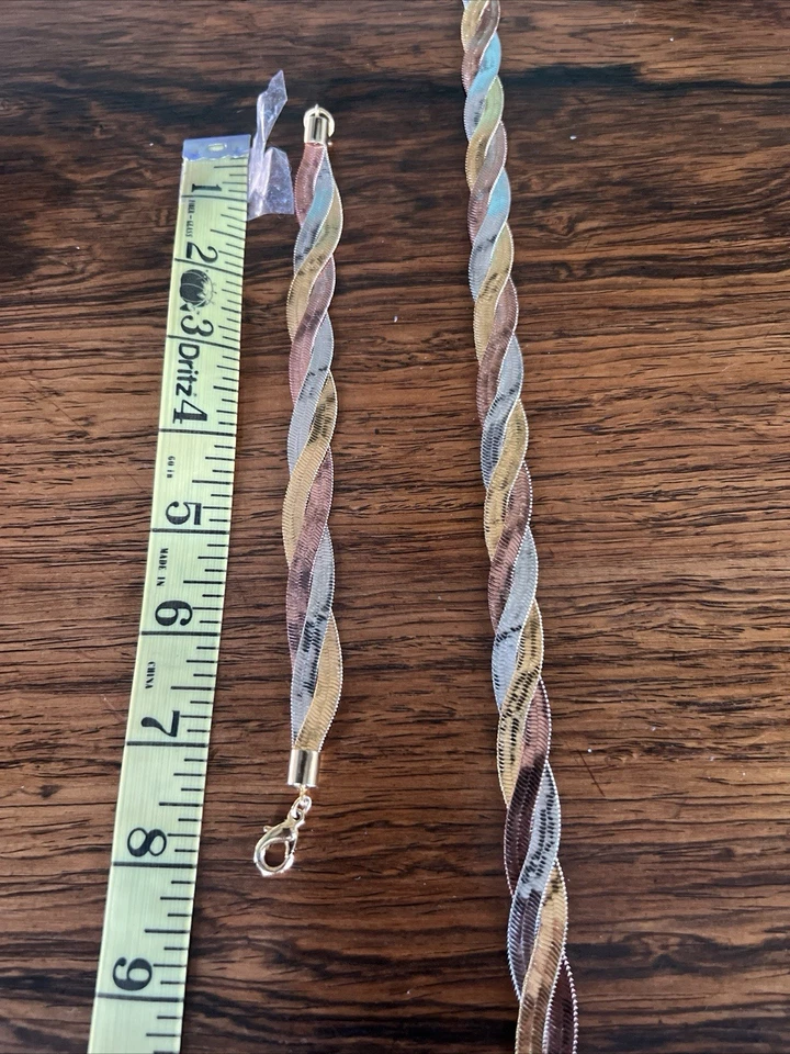 Collar y pulsera trenzados de hueso de arenque tricolor Foto 2 de 2