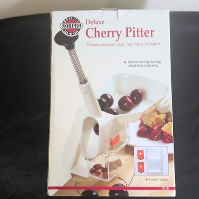 Norpro 5120 Deluxe Cherry Pitter with Clamp New Never Used Old Stock Easy To Use